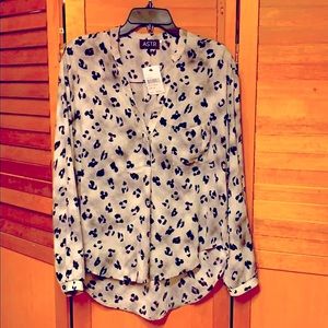 Beautiful, soft, lightweight blouse